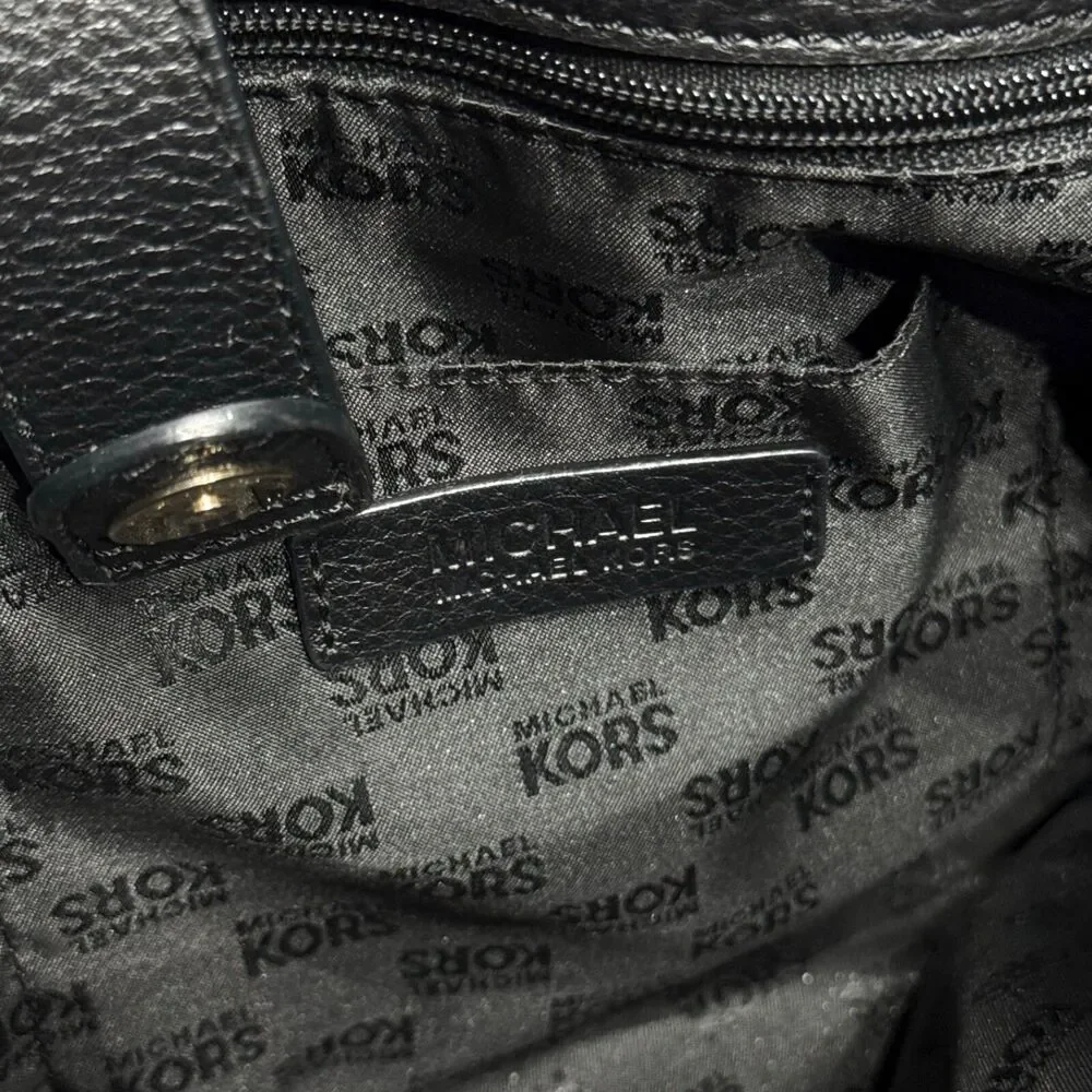 Michael Kors Hamilton Black Leather Tote Bag Shoulder Strap Medallion 15"x10"x4" - Picture 9 of 13